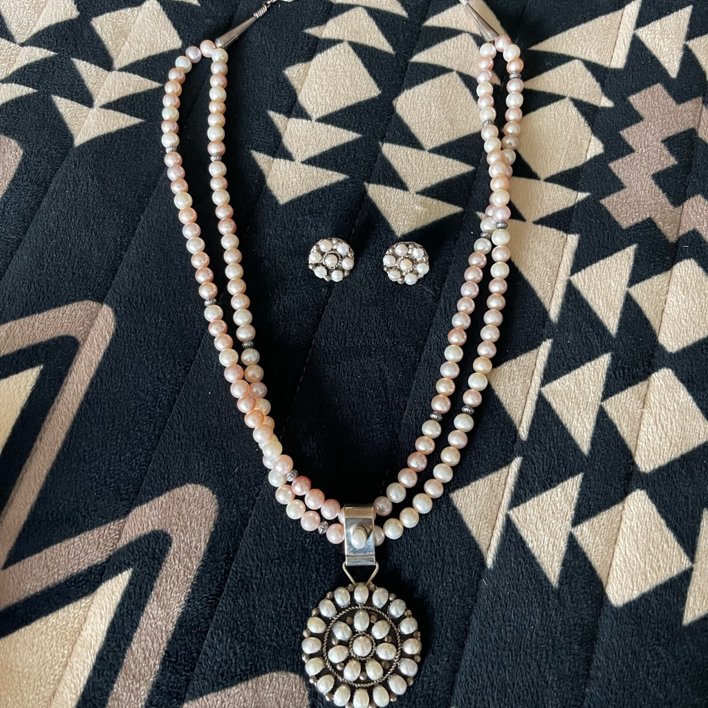 Zuni Indian Hand Crafted Double-Strand Pearl Necklace And Earrings Sterling 425$